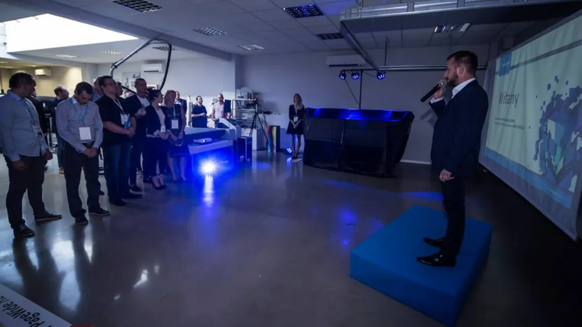 Hostessy dla HP - zdjęcie 4