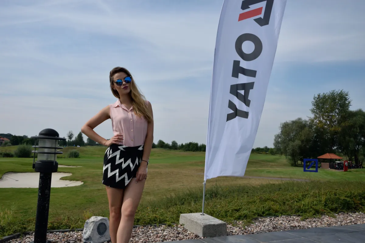 Hostessa Mitsubishi - zdjęcie 2