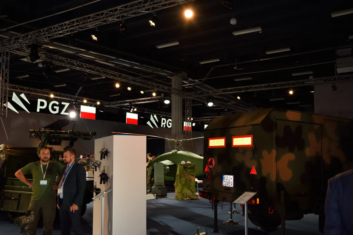 Hostessy na targach - zdjęcie 12