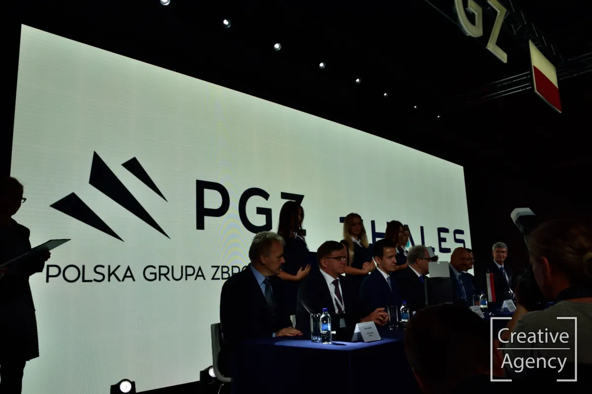 Hostessy MSPO - zdjęcie 3