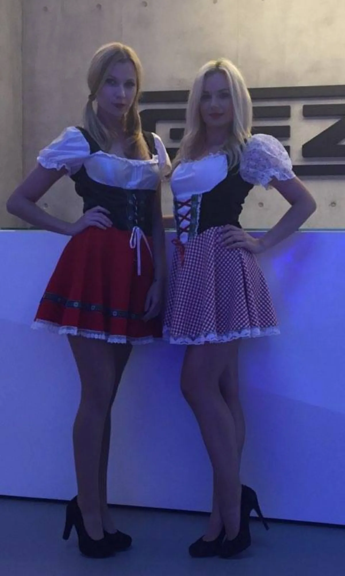 Bawarskie hostessy - zdjęcie 6