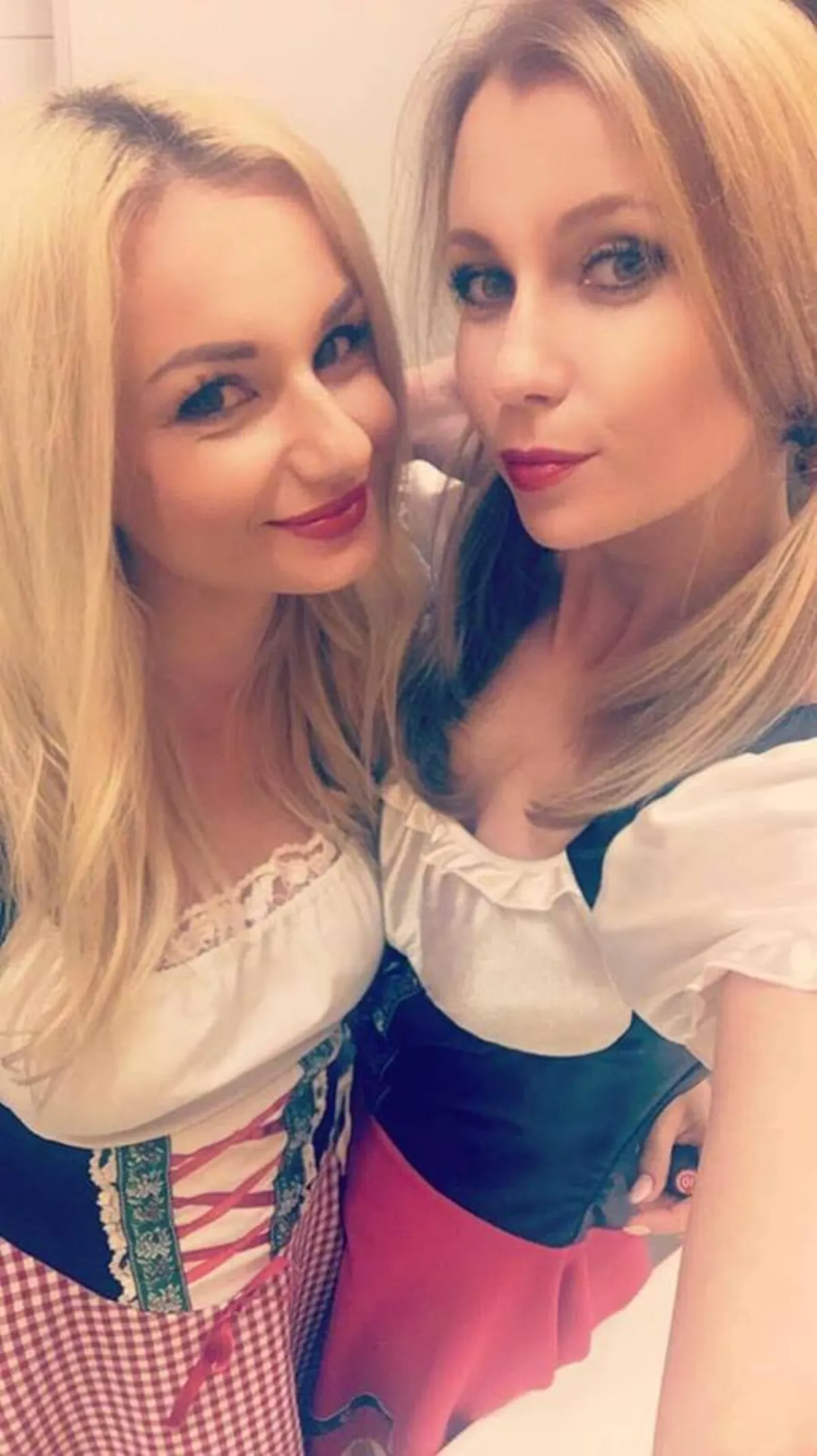 Bawarskie hostessy - zdjęcie 8